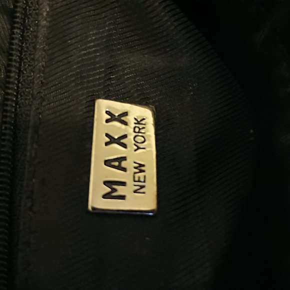 MAXX NEW YORK Snake Skin Should Purse - Picture 5 of 8